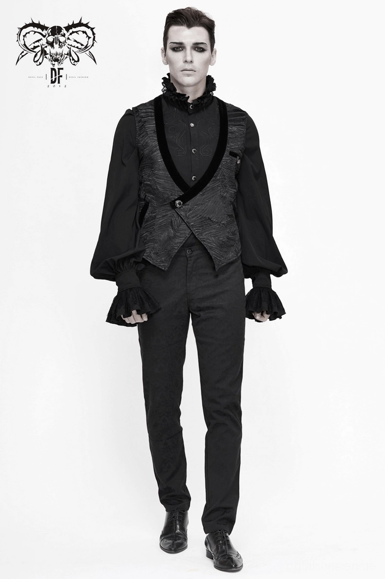 Schwarze Gothic-Anzugweste Layering-Kombinationen und Outfit-Koordination für Alternative-Subkultur-Mode und Stil