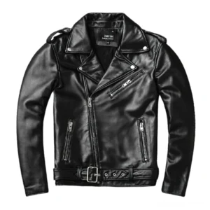 Schwarze Gothic Bikerjacke aus echtem Rindsleder Vorderansicht mit asymmetrischem Reißverschluss Slim-Fit Motorradjacke Herrenmode