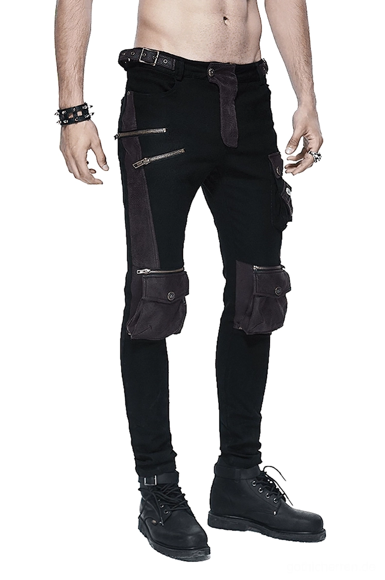 Schwarze Gothic Slim-Fit Cargo-Hose mit kaffeebraunem Kontrast in Vorderansicht am männlichen Model getragen, Multi-Pocket-Design mit Ledertrimm