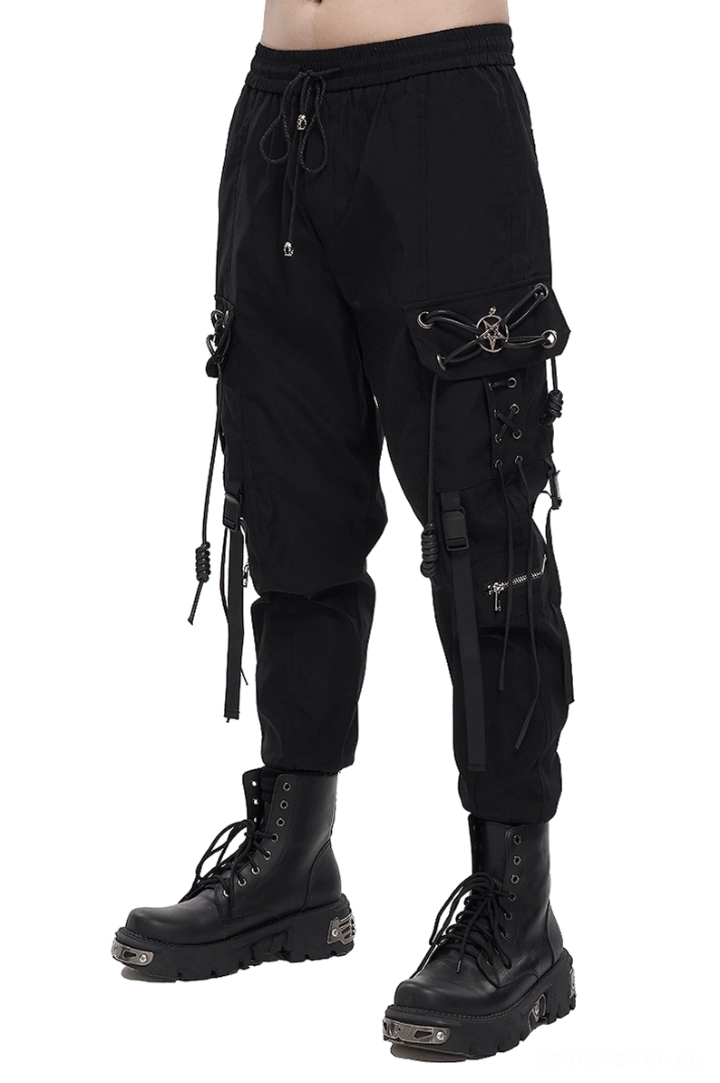 Schwarze Gothic Cargo Hose mit Pentagram Hardware, linke Seitenansicht mit taktischen Riemen und lockerer Passform-Silhouette, alternative Mode