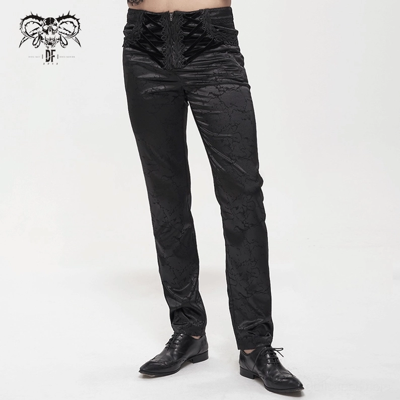 Schwarze Gothic-Herrenhose Schnür-Verschlusssystem Detailansicht – ornamentale Taille-Behandlung mit samtiger Flechtung und Jacquard-Basis