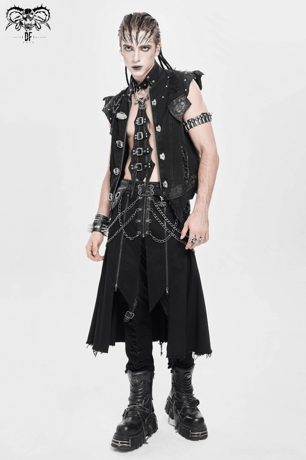 Schwarze PU-Gothic-Choker mit industrieller Metallhardware, perfekt für Club-Wear und Stage-Performance in der Gothic-Szene