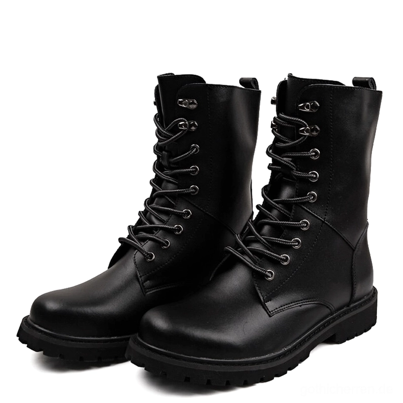 Schwarze Gothic Lace-Up Combat Boots, Mid-Calf Split-Leder mit Round-Toe und aggressivem Gummiprofil, Frontalansicht Doppelansicht der Stiefelpaare