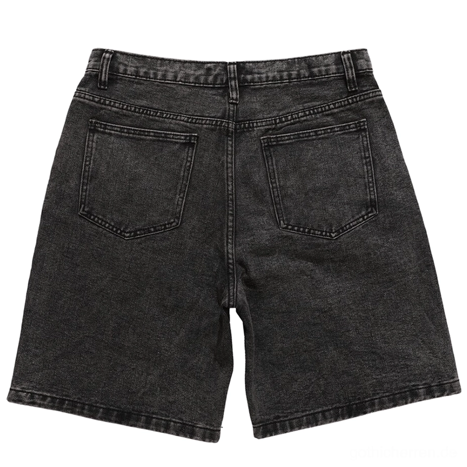 Rückansicht von schwarzen Gothic-Denim-Shorts mit doppelten Gesäßtaschen und professioneller Obersteppung, Flat-Lay-Ansicht, Kontrastnahtdetails