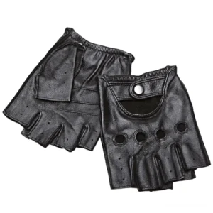 Schwarze Gothic Fingerlose Herrenhandschuhe aus echtem Schafsleder, Druckknopfverschluss am Handgelenk mit perforierten Lüftungslöchern, Flachaufnahme von oben zeigt Design-Details und natürliche Ledertextur