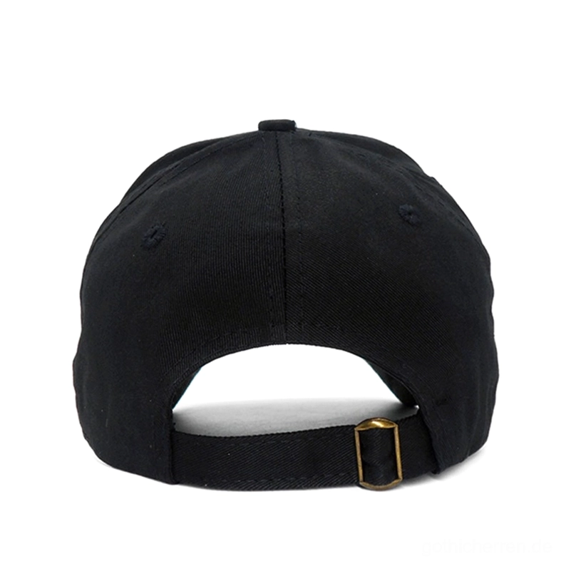 Rückansicht schwarze Gothic Baseball Kappe mit verstellbarem goldfarbenen Buckle Riemen, Einstellmechanismus, verstärkte Konstruktion, Alternative Kopfbedeckung Details