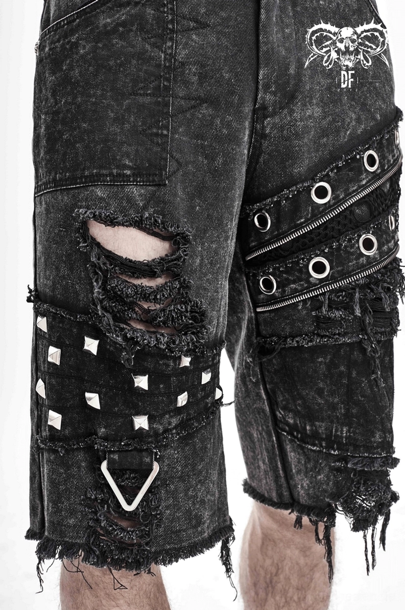 Schwarze Gothic-Punk Denim Shorts komplette Styling-Detail Vorder- und Seitenansichten zeigend Gesamt-taillierte Silhouette schwarzes Finish