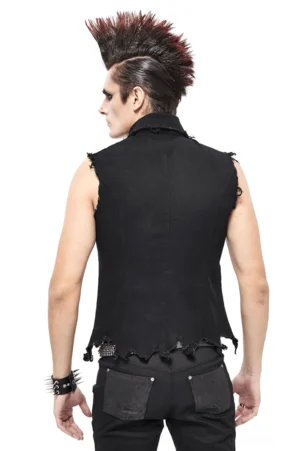 Schwarze Gothic Punk Weste Rückansicht auf männlichem Modell mit rotem Irokesenschnitt, zeigt schwarzen Twill-Stoff und unregelmäßigen zerrissenen Saum Detail der Herren Weste