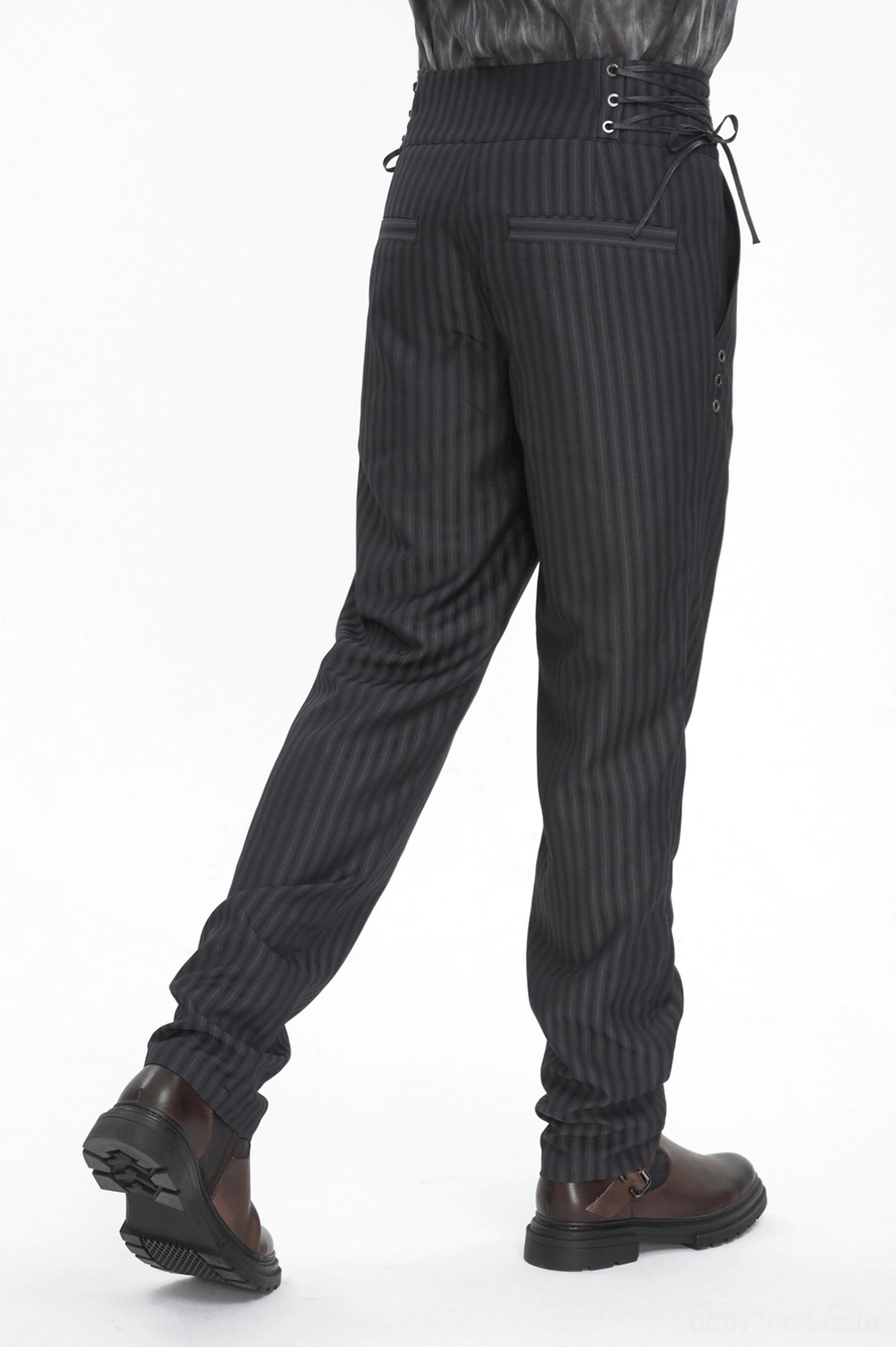 Unterkörper Styling schwarze Pinstripe Gothic Röhrenhose praktische Tragbarkeit Passform Demonstration