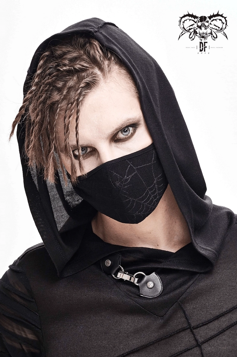 Schwarze Gothic-Spinnennetz-Maske mit verstellbarem Ohrschlaeufen-System und Größenanleitungsdarstellung für universelle Passform und Komfort