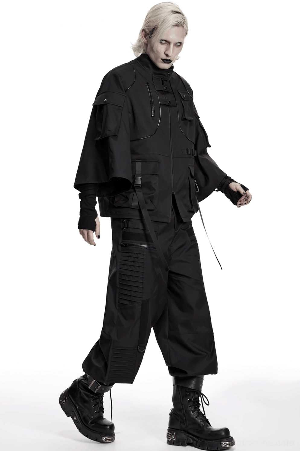 Schwarze Gothic Techwear Utility Jacke mit durchgehendem Reißverschluss und mehreren Cargo-Taschenkonfigurationen für urbanes Styling von Techwear-Fans