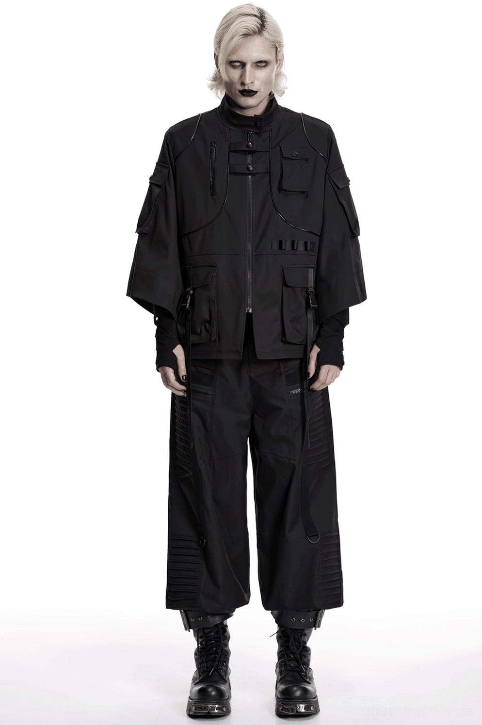 Schwarze Gothic Techwear Utility Jacke Produktansicht mit vollständigem taktischen Riemen-System und industriellem Utility-Taschenlayout für Techwear-Enthusiasten