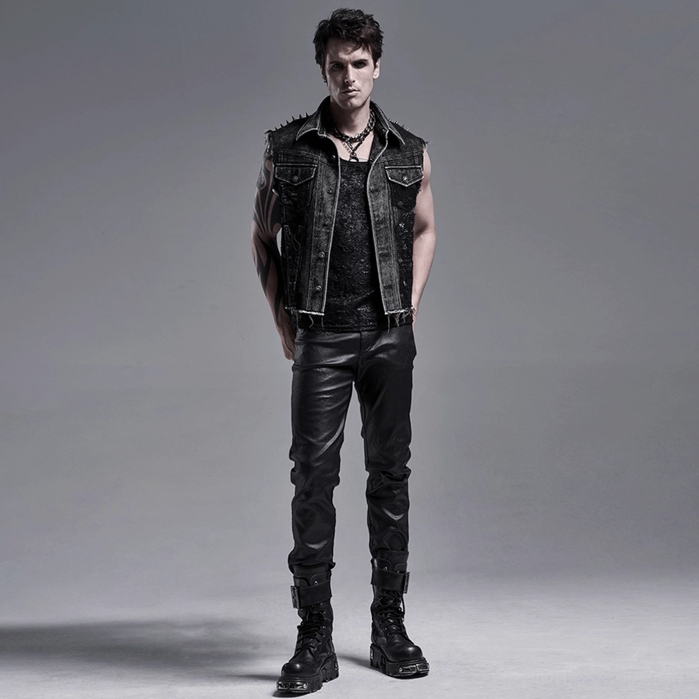 Schwarze Gothic Denim Weste - angewinkelter Studio-Aufnahme zeigt dreidimensionale Mesh-Panel-Konstruktion und Seitenverstärkungen