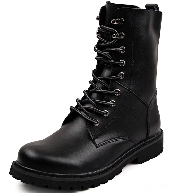 Schwarze Lederkombatstiefel Militärstil-Design, einzelne Vorder-Seitenansicht mit glatter Lederschaft und runder Zehenkappe
