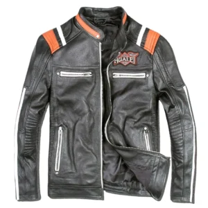 Schwarze Leder-Motorradjacke mit handgesticktem Totenkopf-Federkrone-Design und orange-weißen Schulterstreifen, detaillierte Rückenperspektive mit Kontrasttrims und geripptem Design
