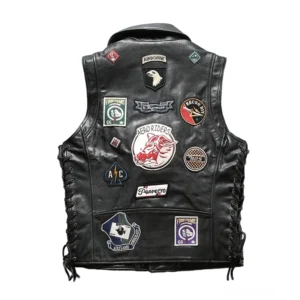 Schwarze Motorrad Weste Rückenansicht mit bestickten vintage Badges Airborne und Aero Riders Patches verstellbare Seitenschnürung echtes Rindsleder