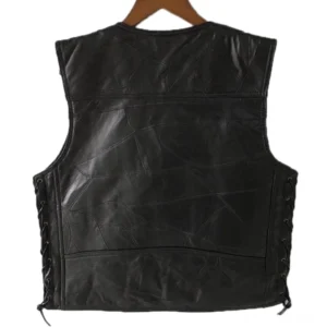 Herren schwarze Patchwork-Leder Gothic Waistcoat Rückansicht mit strukturierten Lederpaneelen und seitlicher Schnürung
