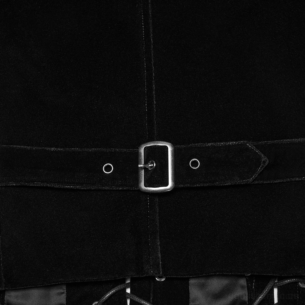 Schwarze Samtwest silberner Knopfbesatz Trim mit Kunstfell-Textur Detail, Material Oberflächenbeschaffenheit Nahaufnahme