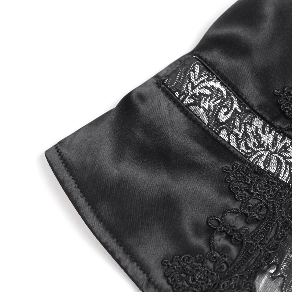 Schwarze silberne Gothic-Anzugweste gravierte Metalknopf-Details Frontverschluss auf Brokat-Weste - Knopfdetailansicht