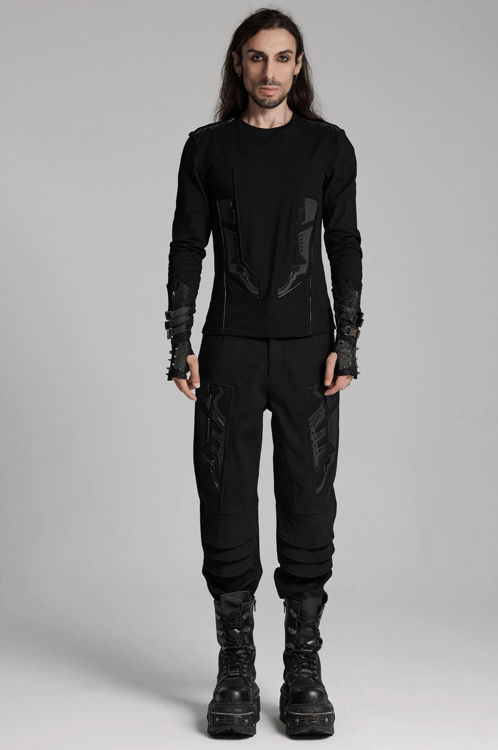 Schwarzer Gothic Cyberpunk Rüstungs-Sweater Größenleitfaden und Passform-Tabelle mit Messflächen und Größen-Spezifikationen