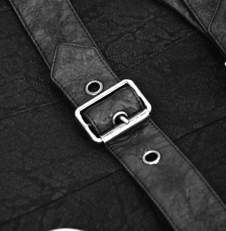 Asymmetrischer schwarzer Gothic-Herrenrock mit KettenAccessoires und dunklen Alternative-Mode-Elementen StyledStyling-Inspiration für Festival