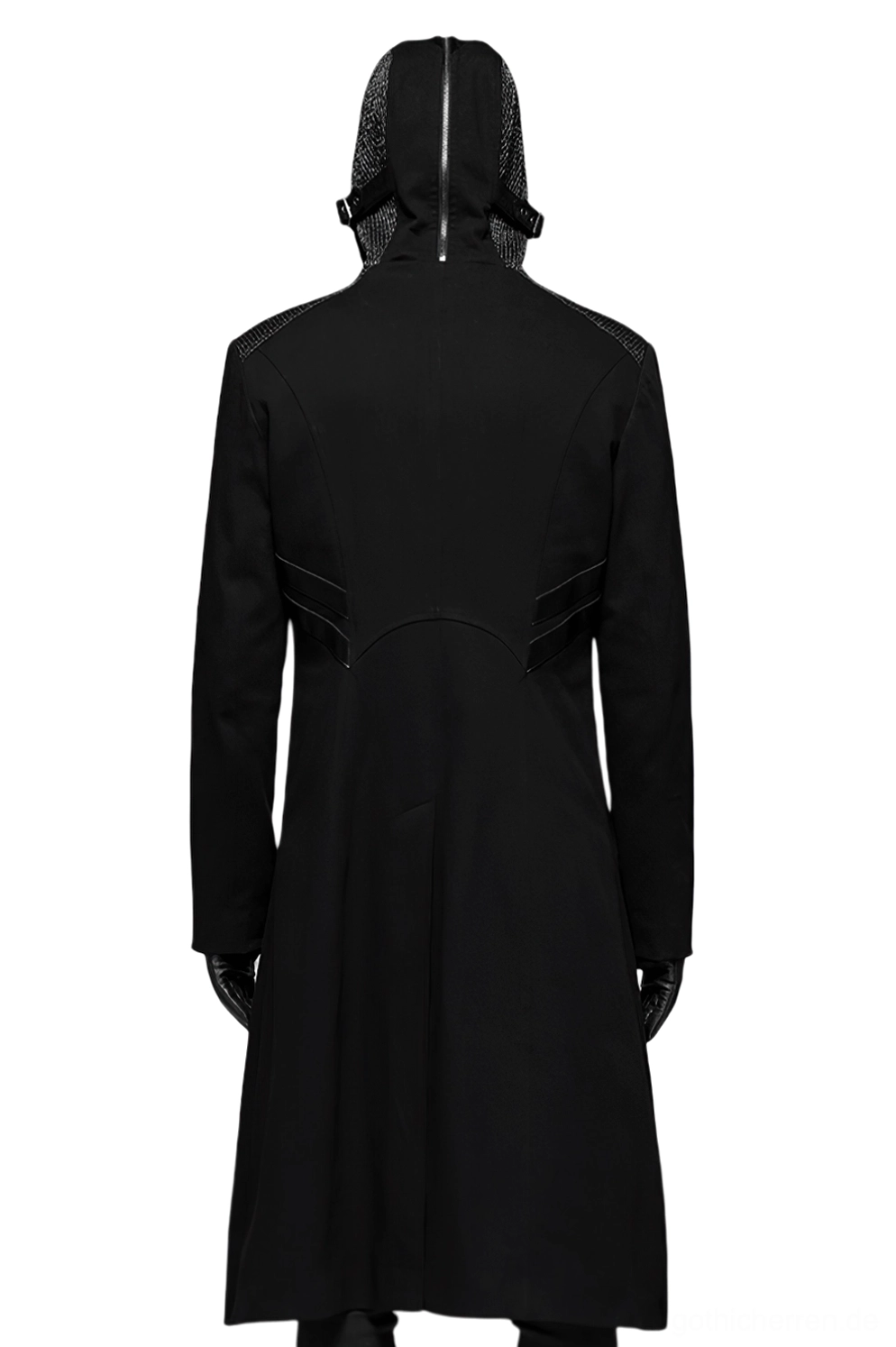 Schwarzer Gothic-Mantel, Rückansicht zeigt taillierten Rückenseam, integrierte Kapuze mit Maske und schlanke Linie auf weißem Studio-Hintergrund