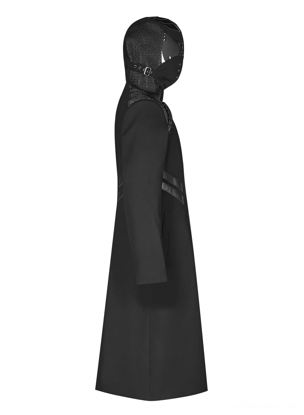 Schwarzer Gothic-Mantel Seitenansicht zeigt helmförmiges Kapuzen-Masken-Design, schlanke Ärmel-Länge und taillierten Schnitt auf weißem Studio-Hintergrund
