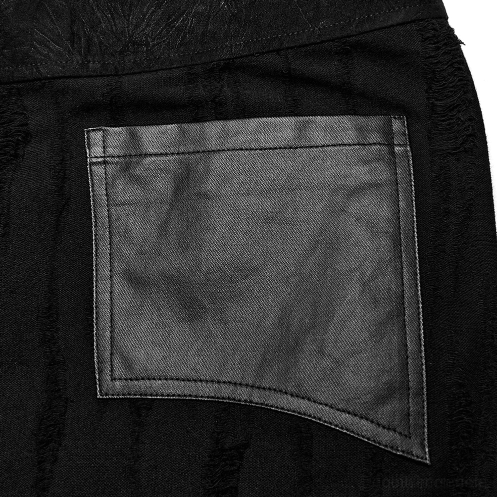 Schwarzer gothic punk layered maxi herrenrock komplettansicht alle ebenen multi-layer konstruktion metall akzente ösen details