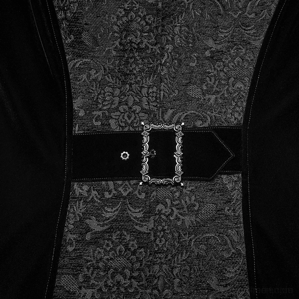 Schwarzer Velours-Gothischer Mantel Rückenpanel und Taillengürtel-Nahaufnahme mit dekorativer Metallschnalle und verschwiegenen Jacquard-Textur-Details
