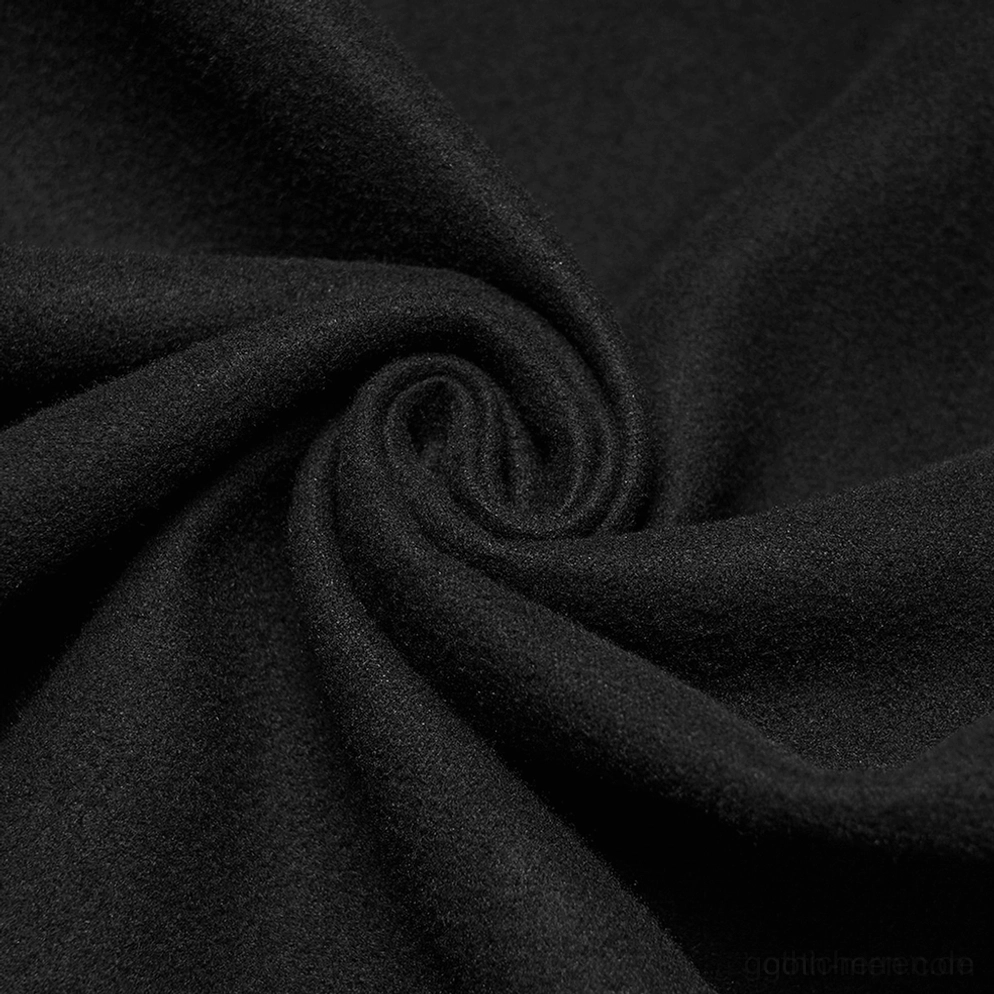 Schwarzer viktorianischer Gothic Schulterrüstungs-Umhang komplette Produktpräsentation - architektonische mehrschichtige Pauldrons mit Jacquard-Details und bodenlange schwarze Silhouette