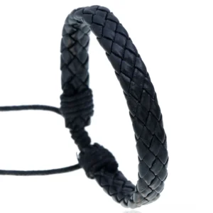 Schwarzes handgewebtes Gothic Flechtlederarmband mit verstellbarer Kordelschließe, Vorderansicht-Flachbild, hochwertige Webstruktur und alternative Mode-Accessoire