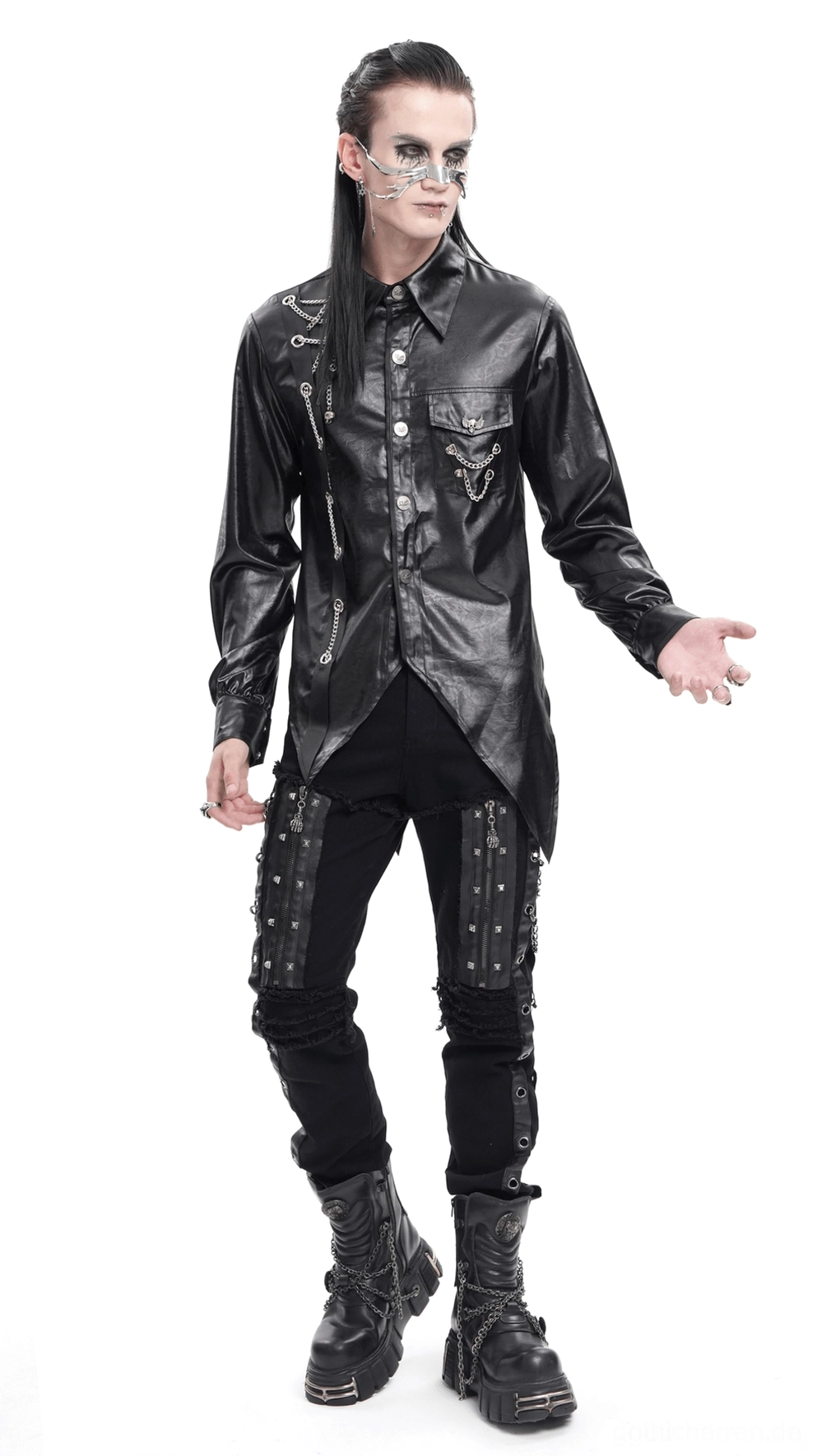 Alternative-Mode schwarzes Gothic-Kunstleder-Hemd mit Metallhardware, Kettenverzierungen und asymmetrischem Design-Element