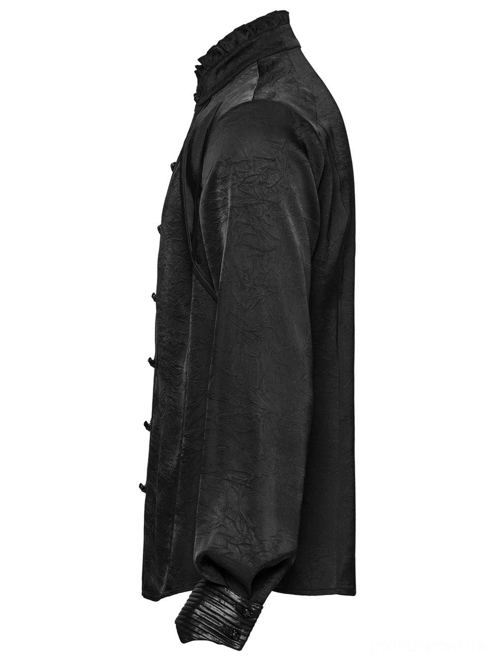 Gothic Hemd Seitenansicht mit anliegender Silhouette und Nahaufnahme der plissierten Manschettenschnalle