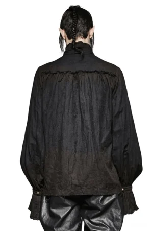 Schwarzes viktorianisches Gothic-Leinenhemd Rückansicht zeigt gerüschtes Rückenteil Bischofs-Puffärmel mit ausgefranzten knöpfbaren Manschetten auf männlichem Modell Gothic-Steampunk-Stil