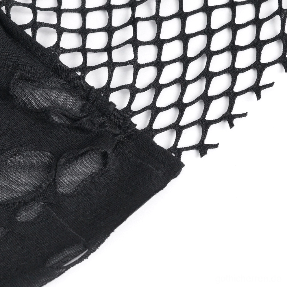 Schwarzes Gothic Mesh T-Shirt Meshkonstruktion Detailansicht - Hervorhebung der Netzstruktur und nieten-bestückten Baumwollriemen