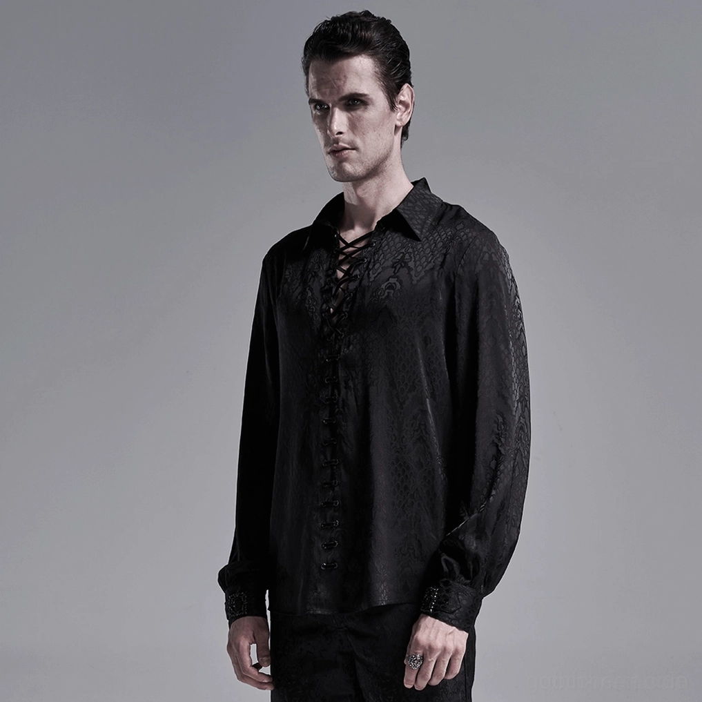 Schwarzes Gothic-Schnürhemd mit Jacquard alternative Ansicht – Modell trägt Hemd von vorne