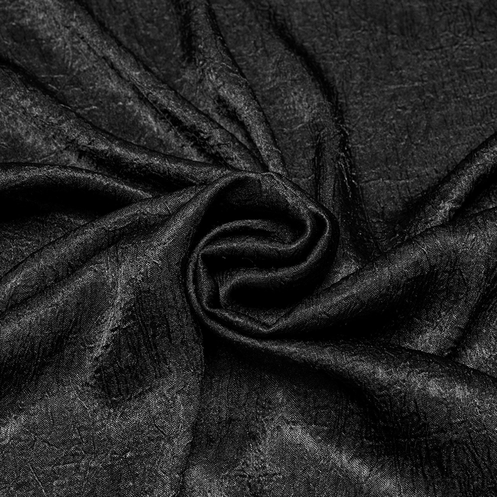 Schwarzes viktorianisches Gothic-Herrhemd mit aufwendiger Spitzenapplikation an der Vorderseite, gravierten Metallknöpfen, rüschigen Details und luxuriöser Jacquard-Ausführung