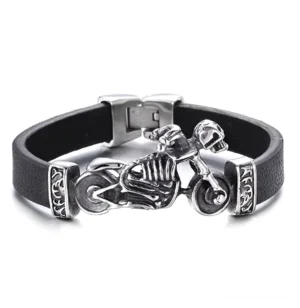 Schwarzes Leder Motorrad Armband mit Skelett Motorradfahrer Charm Frontansicht - Gothic Biker Style
