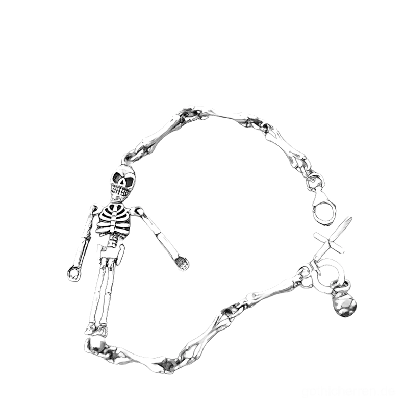 Sterling Silber Skelett Armband Frontansicht mit stehendem Schädel-Anhänger, poliertem Silber-Finish und Kreuz-Toggle-Schließe auf weißem Hintergrund