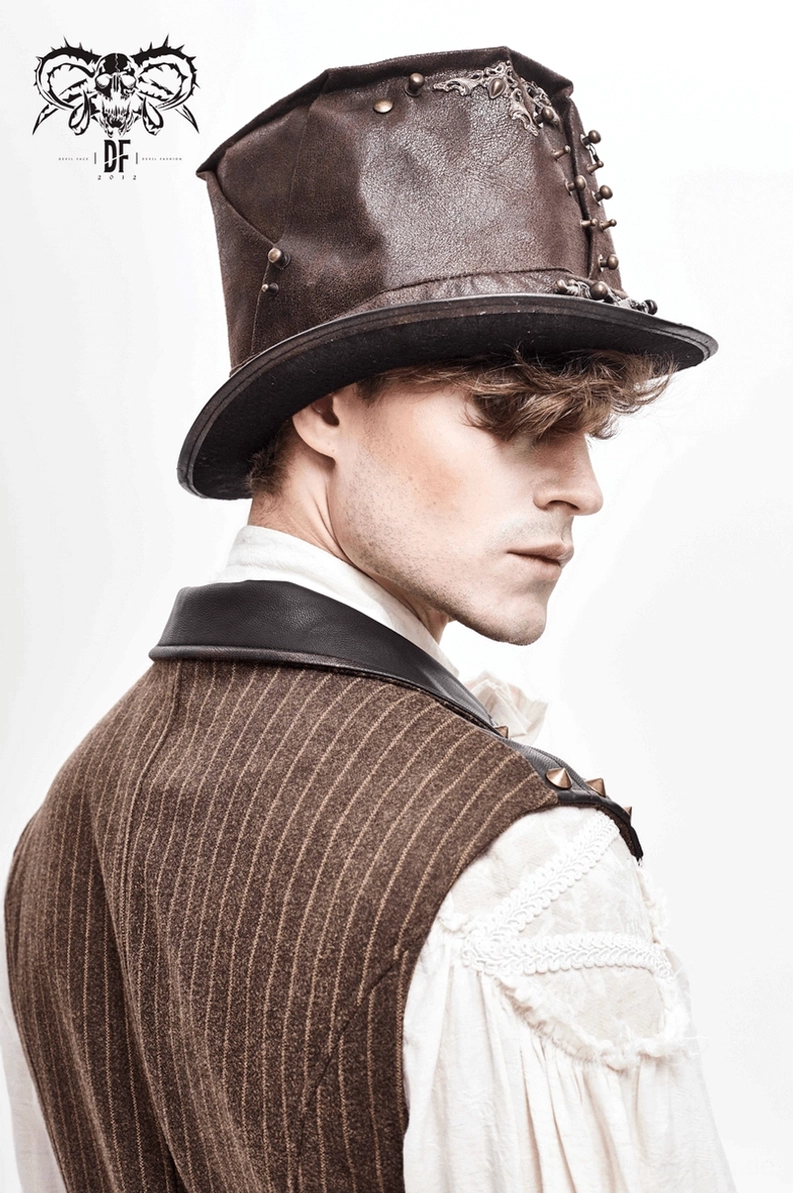 Steampunk-Zylinder Vorderansicht mit männlichem Modell zeigt Gesamt-Ästhetik-Auswirkung, dunkle Gotische Styling und Statement-Präsenz
