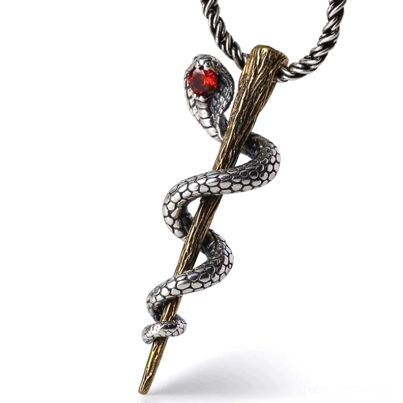 Sterling Silber Cobra Staff Anhänger mit rotem Rubin-Auge auf weißem Hintergrund - Gothic Schlangenschmuck Premium Sterlingsilber