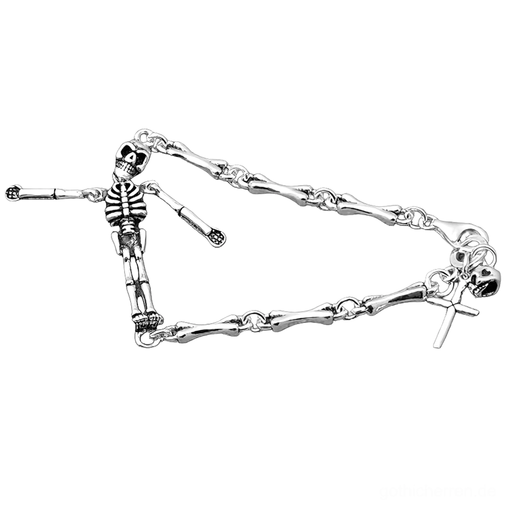 Sterling Silber Skelett Armband mit Kreuz Toggle Schließe, Draufsicht Flatlays auf weißem Hintergrund, detaillierte Knochenglieder-Kette und gotisches Skelett-Anhänger sichtbar