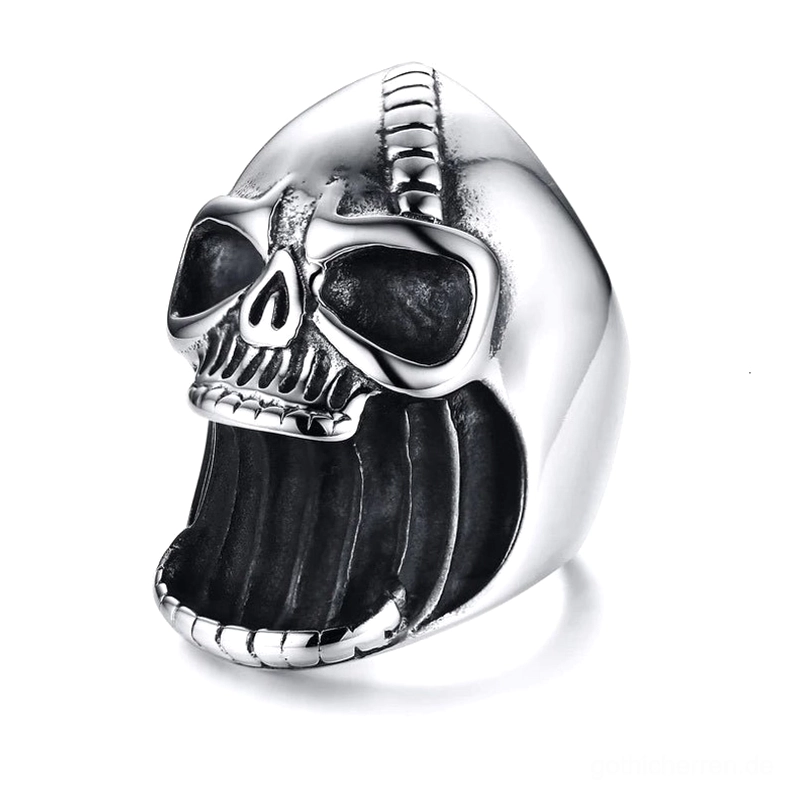 Silberner Totenkopf-Flaschenöffner-Ring aus 316L-Edelstahl mit detailliertem Schnitzgesicht, Vorderansicht auf weißem Hintergrund – Gothic Punk Statement-Ring für Herren
