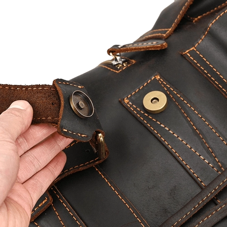 Vintage-inspirierter echtes Leder Gothic Rucksack mit traditioneller Handwerkskunst Nähen - Klassische Verarbeitung