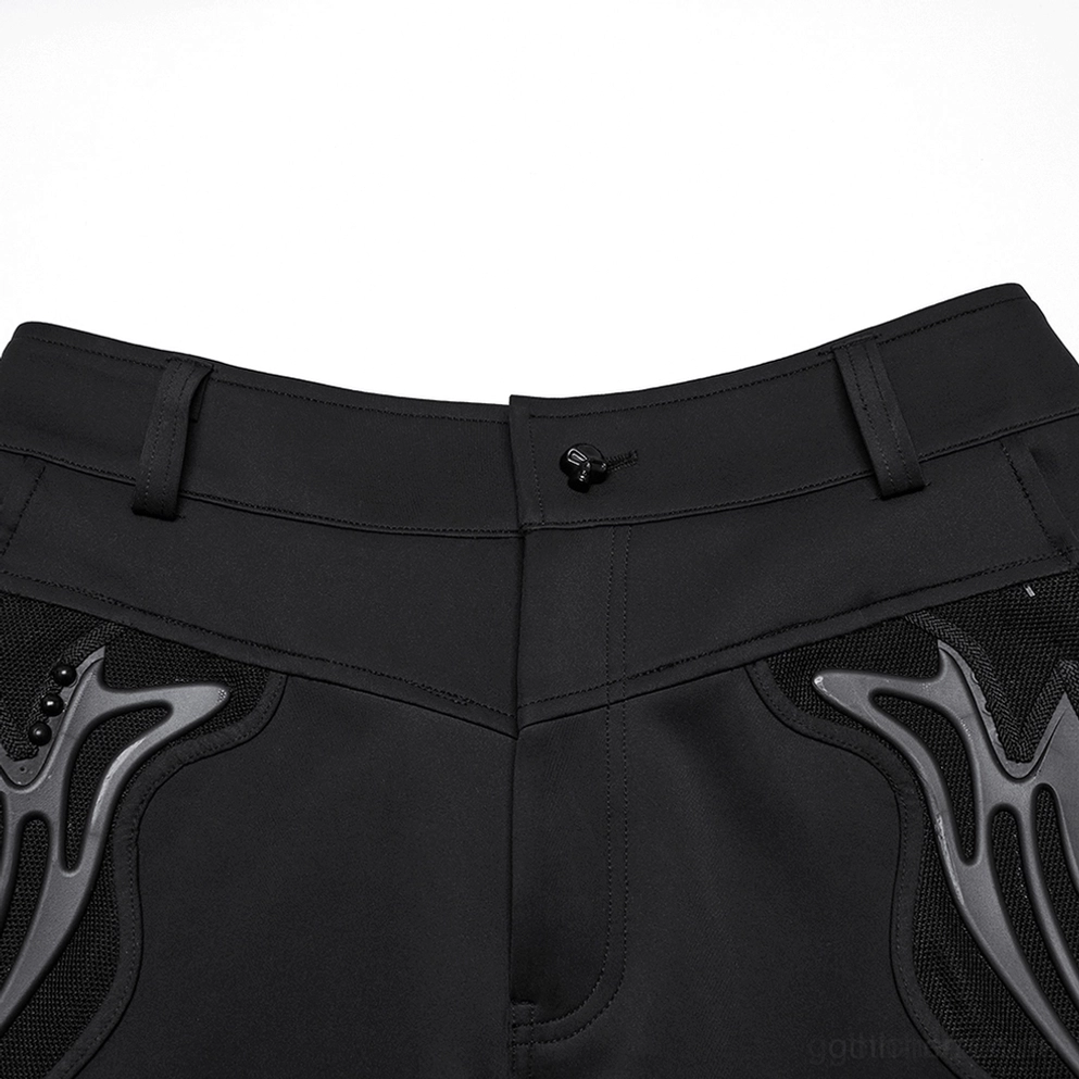 Vordertaschen-Detail auf schwarzer Cyberpunk Knit-Hose mit Knopfverschluss und Metallnieten-Verzierung